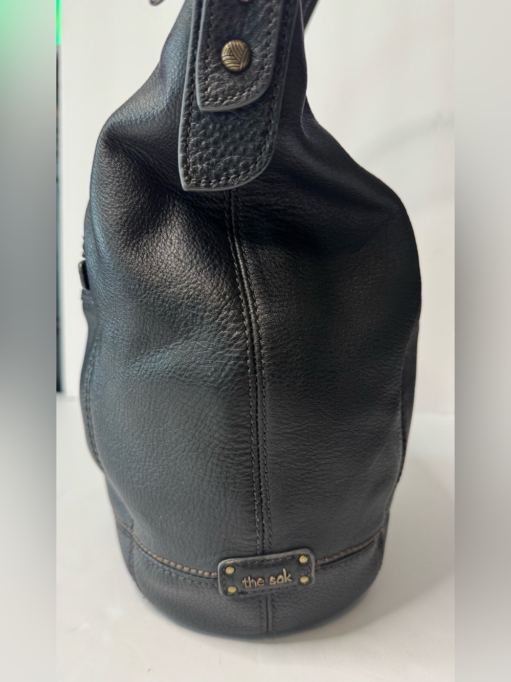 The Sak Sequoia Hobo Shoulder Bag, Black Pebbled Leather - Picture 4 of 16